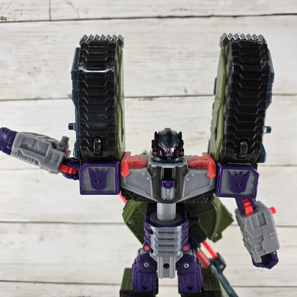 Vintage Transformers Armada Megatron Decepticon Tank Action Figure Green Purple
